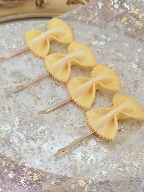 Chefanie Farfalle Barettes Hair Pins Pasta Resin Italian Novelty Food Trendy NEW